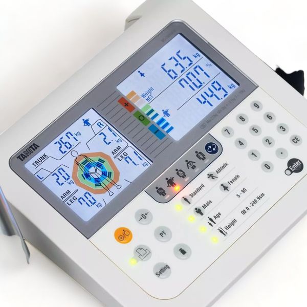 Професійний аналізатор складу тіла Tanita MC-780 MA P, TA-MC-780-MA-P-WH (білий) TA-MC-780-MA-P фото