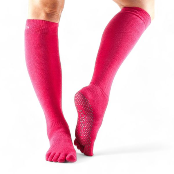 Гольфы для йоги ToeSox Scrunch Knee High Fuchsia, TS-812035024643-S TS-S0162XFUS фото