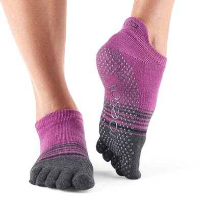 Шкарпетки для йоги ToeSox Full Toe Low Rise Mulberry Stripe, TS-841090129475-S TS-S0182XMLS фото